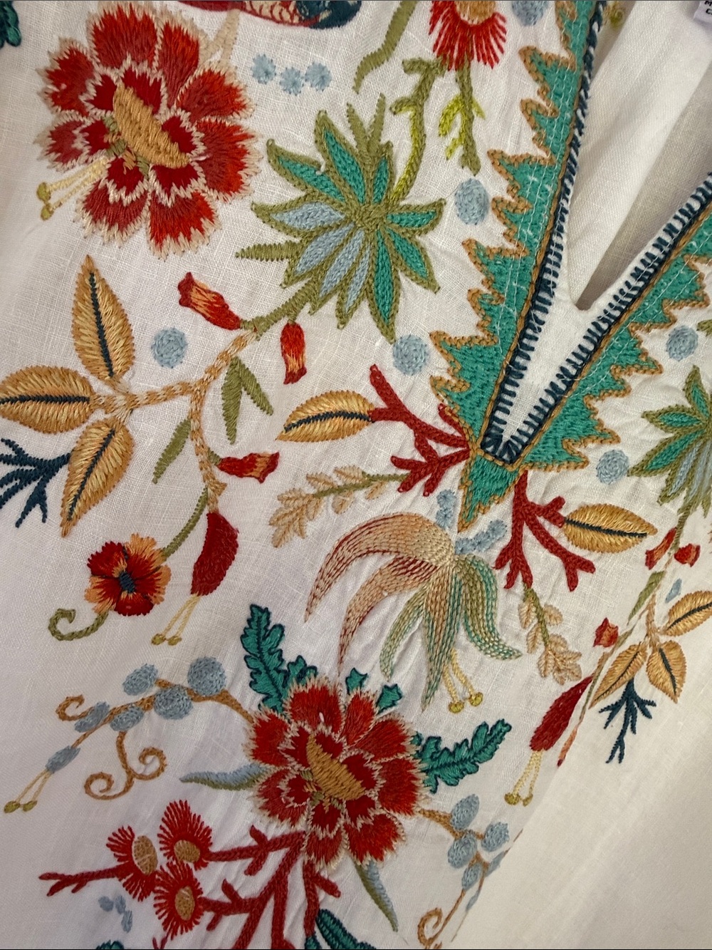 Johnny Was White Linen Floral Embroidered V-Neck Dress/ or Tunic MED-Like New - Picture 10 of 10